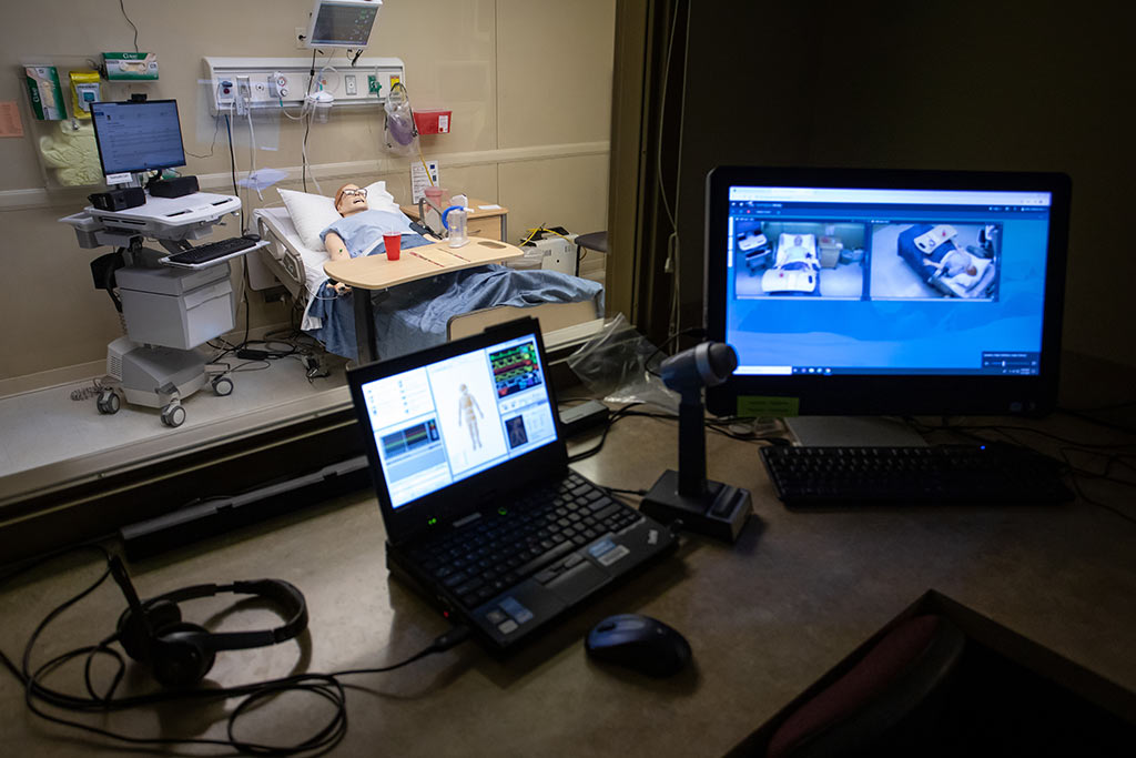 medical simulator and control station laptop